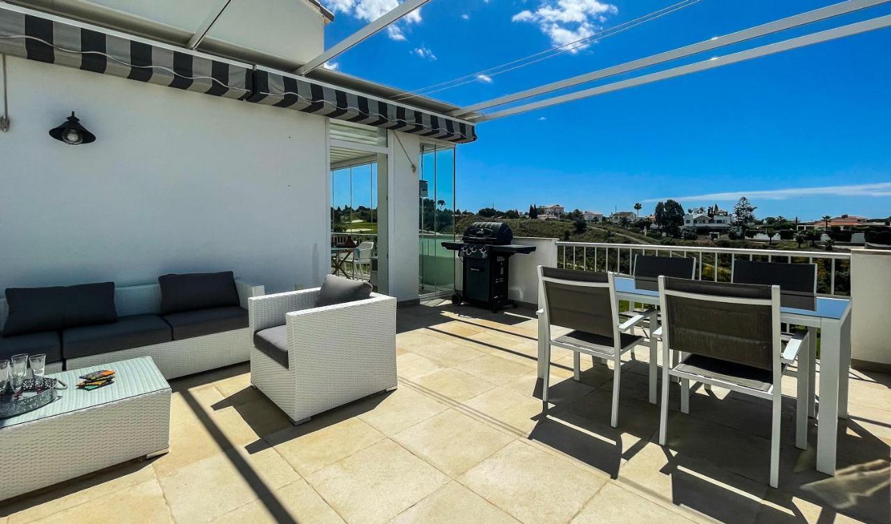 Atico Las Palmeras Golf And Sea Velez Malaga Luaran gambar
